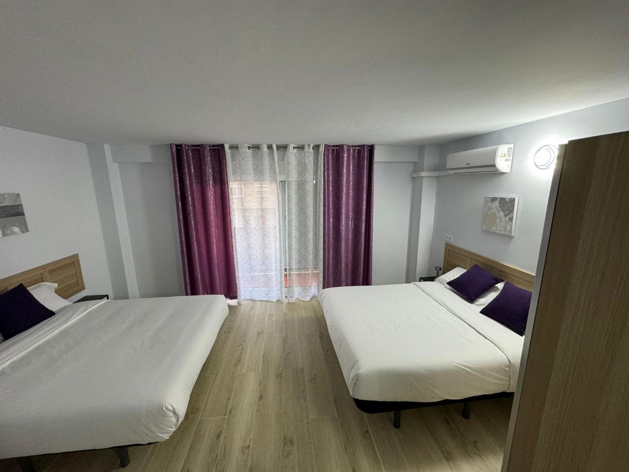 Ynfinity Aparthotel Валенсия Екстериор снимка